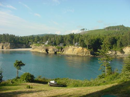 13 To Little Whale Cove